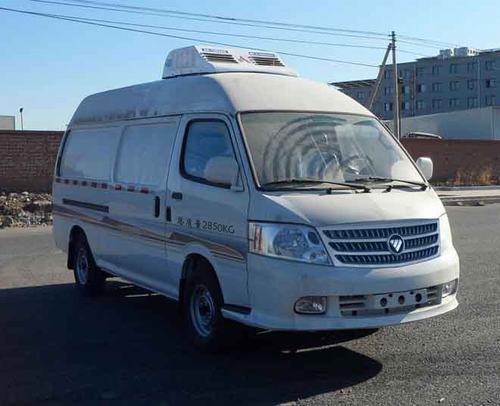 福田風(fēng)景面包冷藏車(chē)