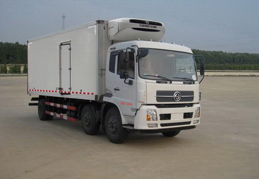 東風(fēng)天錦小三軸8.6米冷藏車(chē)