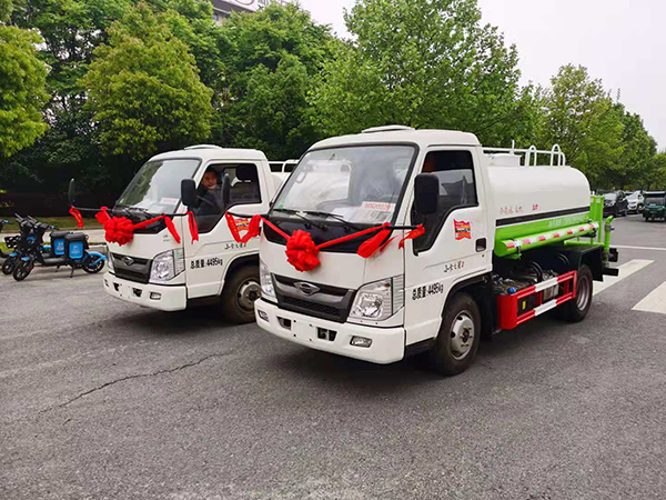 國六藍(lán)牌3噸灑水車